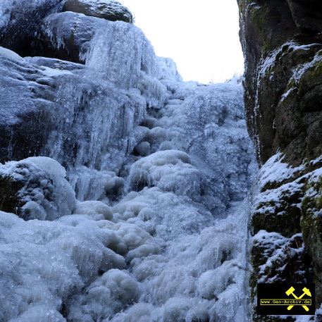 Blauenthaler Wasserfall bei Blauenthal nahe Eibenstock, Erzgebirge, Sachsen - 8. Februar 2023 (12).JPG